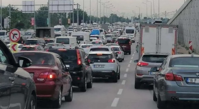 Bursa'da trafik düzenlemesi! O yol kapatılacak