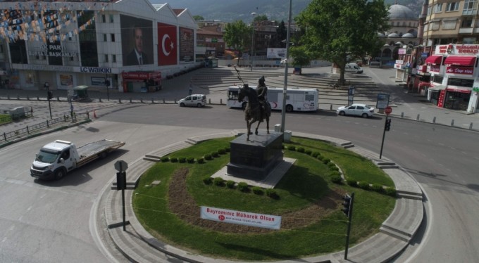 Bursa'da bazı yollar 15 Temmuz'da trafiğe kapatılıyor