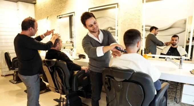 Bursa'da berber ile güzellik salonları aynı gün kapalı olacak