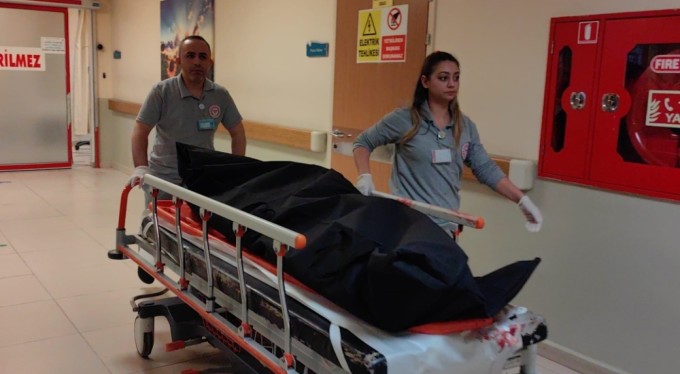 Bursa'da ikinci kattan düşen adam hayatını kaybetti