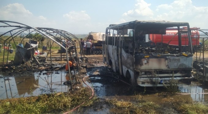 Bursa'da mevsimlik işçilerin kaldığı çadırlarda yangın çıktı