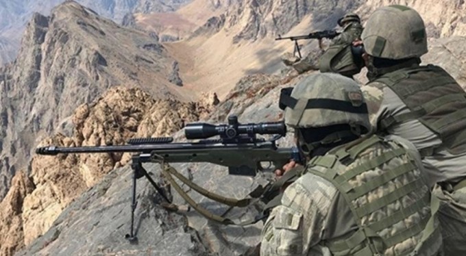 MSB: "Irak'ın ve Suriye'nin kuzeyinde toplam 19 terörist etkisiz hale getirildi"