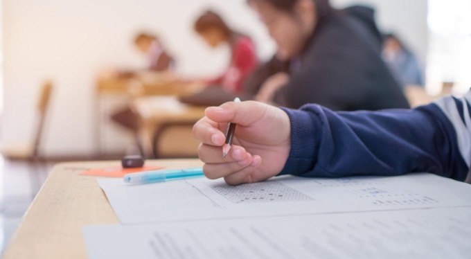 Üniversite tercihi yapacak gençlere destek