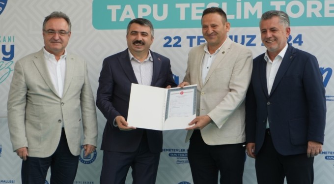 Yıldırım'da bin 237 hak sahibi tapularını teslim aldı