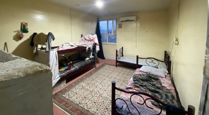 Bursa'da kaçak göçmenleri kalacak yer temin edip, çalıştıran 4 kişi gözaltına alındı