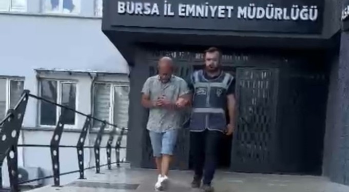 Bursa'da sahte kimlikle sevgilisini bile kandıran hırsızı polis yakaladı