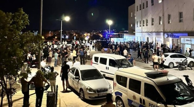 Husumetli olduğu 2 şahsı öldürüp intihar etti