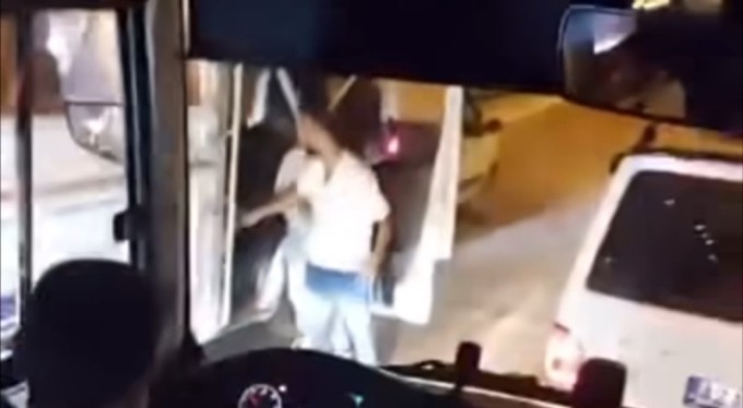 Bursa'da garip kavga! Boş olan trafikte yol için kavga ettiler