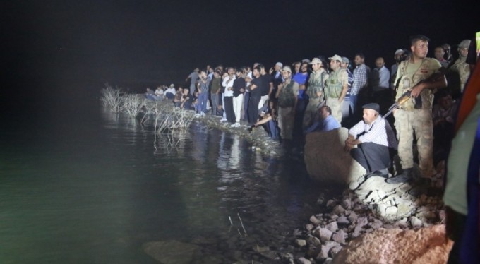 Piknik faciasında 5 ölü! Baraj gölüne giren çocuk ve onu kurtarmaya çalşanlar boğuldu
