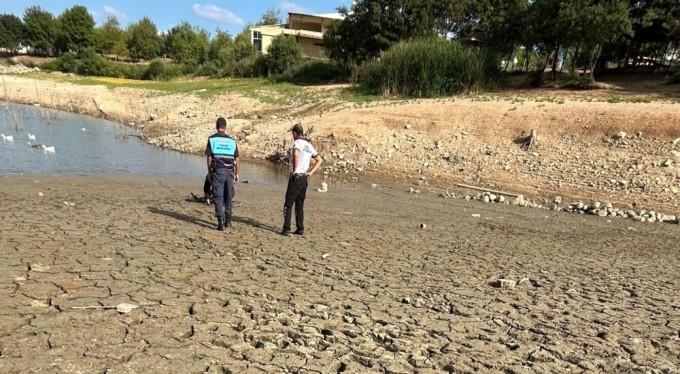 Bursa'da çamura saplanan 2 çocuğu itfaiye kurtardı