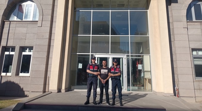 Bursa'da turistleri gasp eden şüpheliler tutuklandı