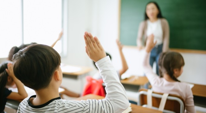 Büyükşehir'den öğrencilere eğitim ve kırtasiye desteği