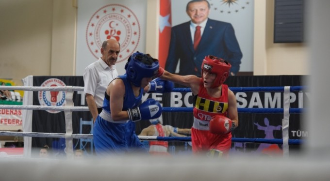 Yıldırım bir şampiyonaya daha ev sahipliği yapıyor