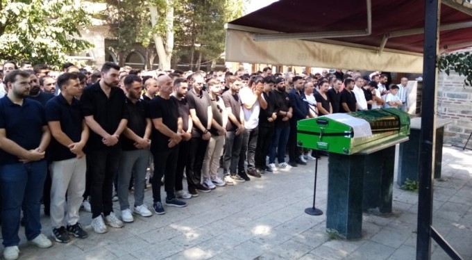 Kuyumcular Dernek Başkanı gözyaşlarıyla toprağa verildi