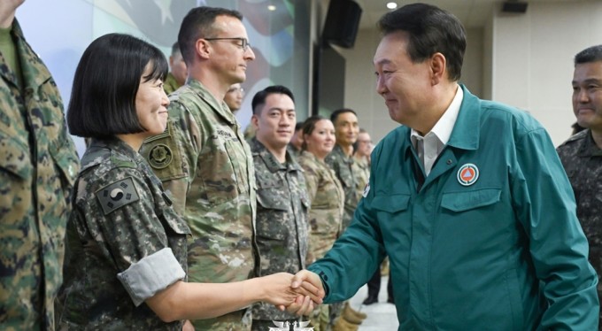 Güney Kore Devlet Başkanı Yoon'dan Kuzey Kore'ye gözdağı