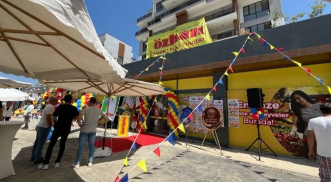 Özhan Market Kayapa şubesi hizmete açıldı