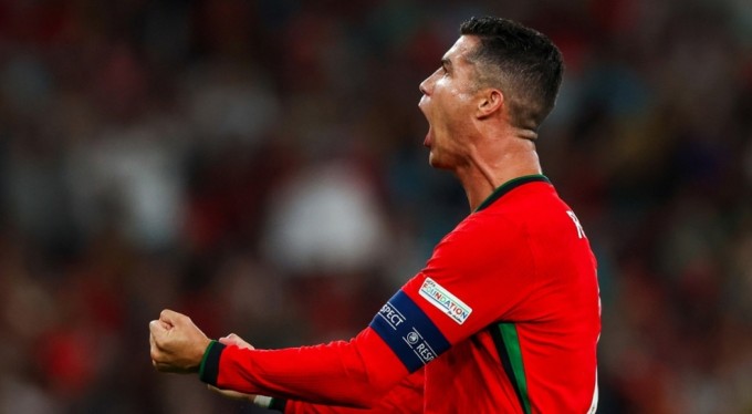 Portekiz ve Hırvatistan, 39 yaşındaki yıldızlarla 3 puanı kazandı