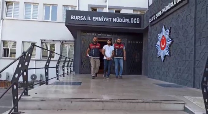 24 yıl hapisle aranıyordu... Bursa'da yakalanmamak için bulduğu taktik polisi bile şaşırttı