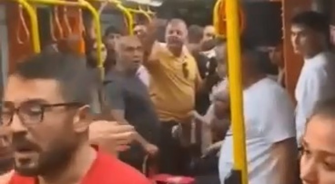 Bursa'da metroda yer verme kavgası