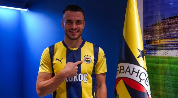 Filip Kostic, Fenerbahçe'nin 5. Sırp futbolcusu oldu