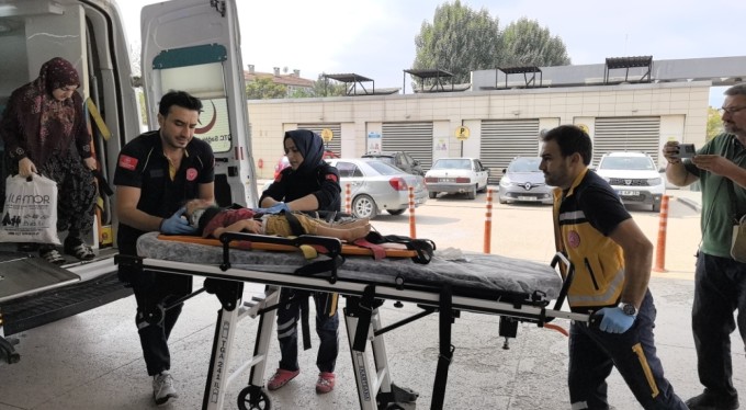 Bursa'da pencereden düşen çocuk ağır yaralandı