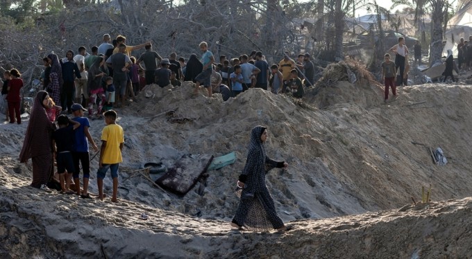İsrail "güvenli bölge" ilan ettiği El Mevasi'ye saldırdı: En az 40 ölü