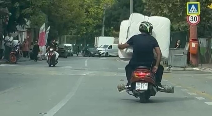 Bursa'da yataklı motosiklet turu kamerada