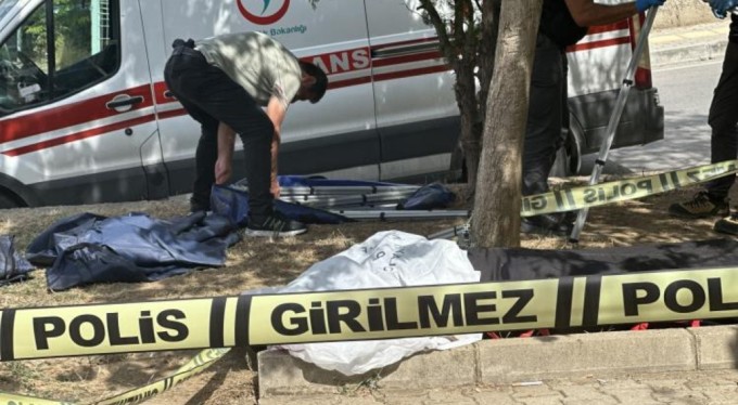 Bursa'da hava almaya çıktı, oturduğu bankta kalp krizi geçirerek hayatını kaybetti