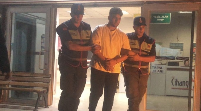 Bursa'da yol verme kavgasında 1 kişiyi tabancayla öldüren ağabey ve kardeşi adliyeye sevk edildi