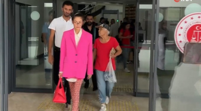 Candan kardeşlerin aralarında bulunduğu 21 sanıklı dolandırıcılık davası görülmesine devam ediliyor