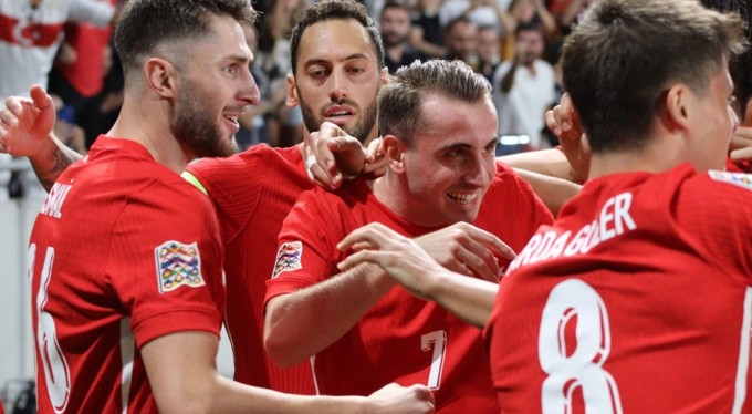 A Milli Futbol Takımı, FIFA sıralamasındaki yerini korudu