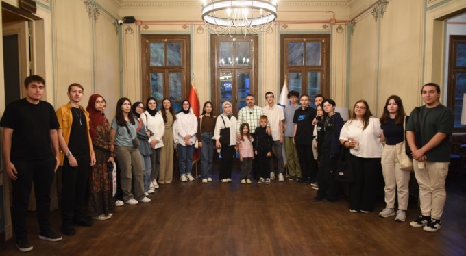 Başkan Yılmaz gençlerle buluştu