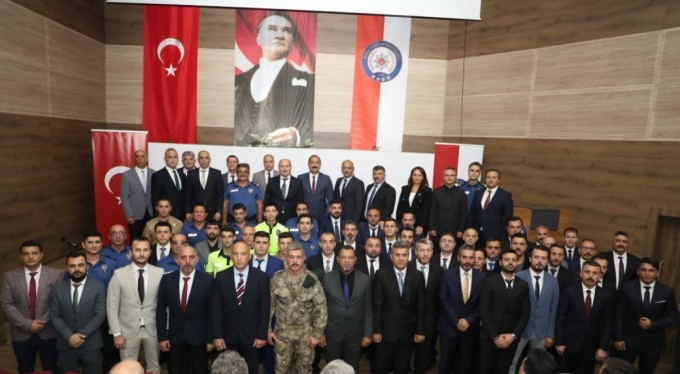 Başarılı emniyet personeli ödüllendirildi