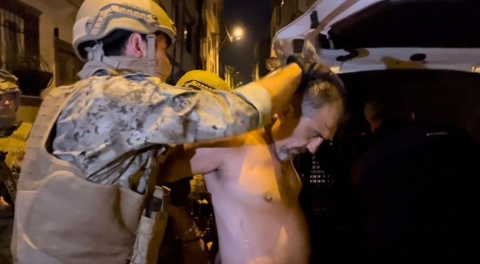 Bursa'da polise silah çeken boksöre ilişkin soruşturma başlatıldı