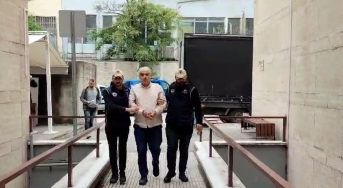 Bursa eski Cumhuriyet Başsavcısı'na 7,5 yıl hapis...Eski başsavcı tutuklandı