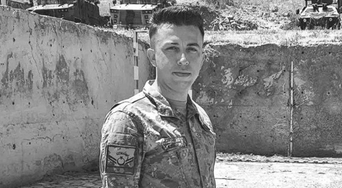 Askeri aracın devrilmesi sonucu 1 asker şehit oldu