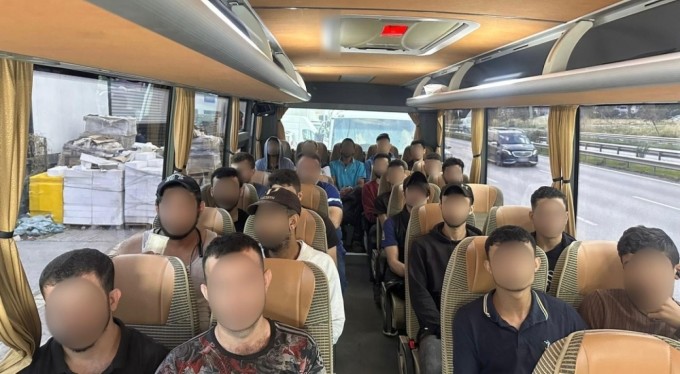 Bursa'da kaçak göçmenlere yer temin eden 2 şüpheli yakalandı