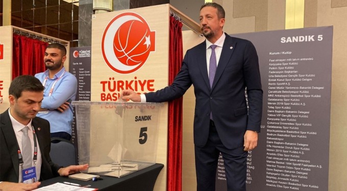 Hidayet Türkoğlu yeniden Türkiye Basketbol Federasyonu başkanı seçildi