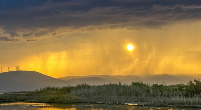 Bursa semalarında bulutlardan görsel şölen