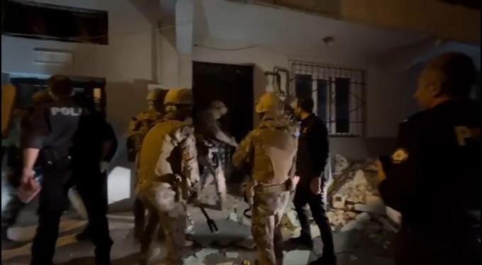 Uyuşturucuya yönelik bu hafta düzenlenen "Narkoçelik-43" operasyonlarında 335 şüpheli yakalandı