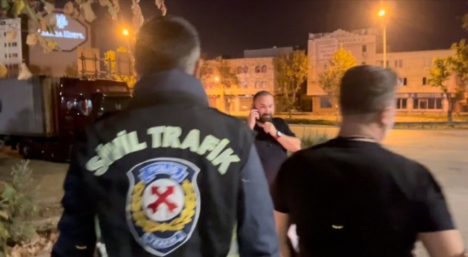 Bursa'da dakikalarca polisle pazarlık yaptı, 101 promil alkollü çıktı