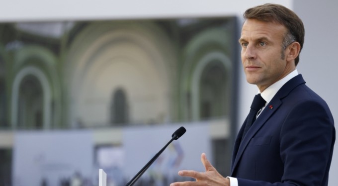 Macron ''Silahların ihracatının durdurulması çatışmaları sonlandırmanın tek yolu"