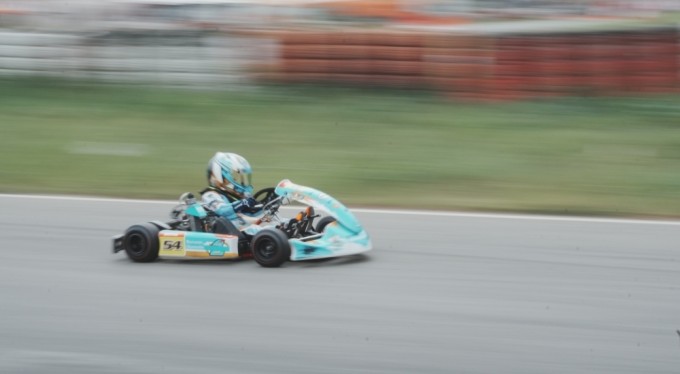 Zayn Sofuoğlu, 2 tekerden sonra 4 tekerde de şampiyonluğunu ilan etti