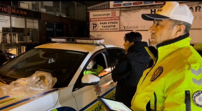 Bursa'da alkollü araç başına geçti, ehliyetini verince ağlamaya başladı