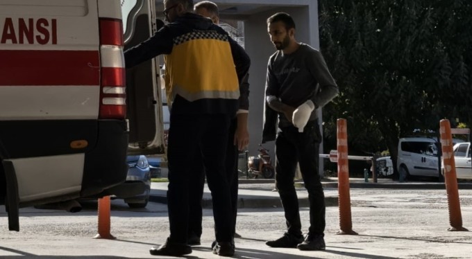 Makineye elini kaptıran işçinin 3 parmağı koptu