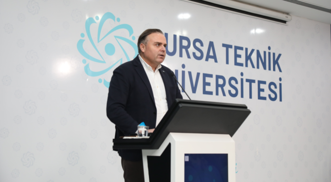 Doç. Dr. Ali Burak Darıcılı: "Amerika'ya müttefik derken yanına ünlem işareti koyalım"