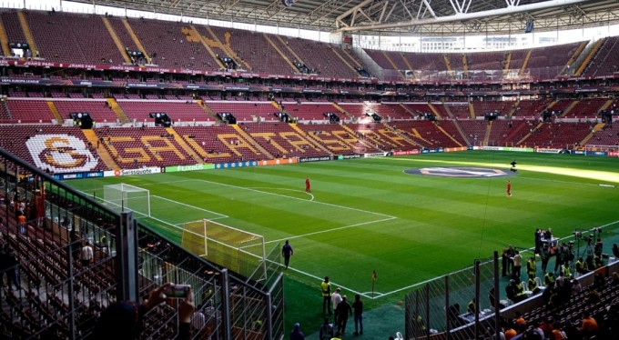 RAMS Park'ta 15. Galatasaray - Beşiktaş derbisi