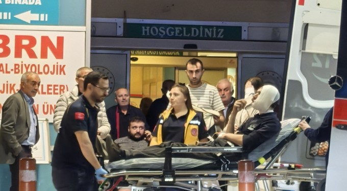 Kopan halat yüzüne çarptı