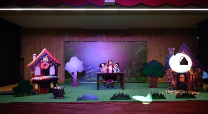 Osmangazi Gösteri Merkezi'nde ilk oyun sahnelendi