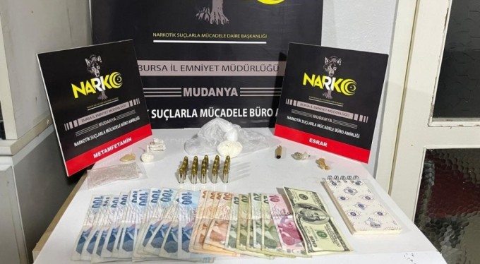 Bursa'da uyuşturucu operasyonu: 2 gözaltı